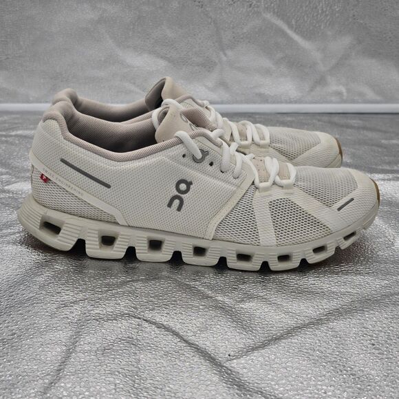 On Running White Athletic Shoes - Picture 3 of 11